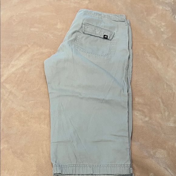 Nike Gray Drawstring Capris - Picture 4 of 5